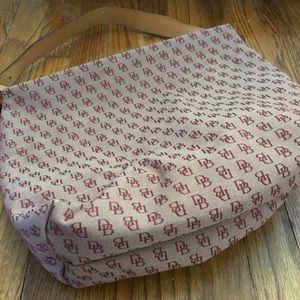 Dooney and Bourke purse